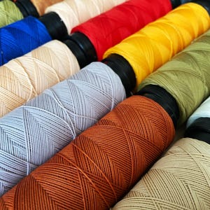 Hilo SLAM Italiano 0,6 mm / Hilo trenzado encerado 100% poliéster / Hilo para coser cuero / Hilo para coser carteras, bolsos, accesorios