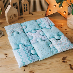 Mint Puzzle Baby Play mat with  gold Star!