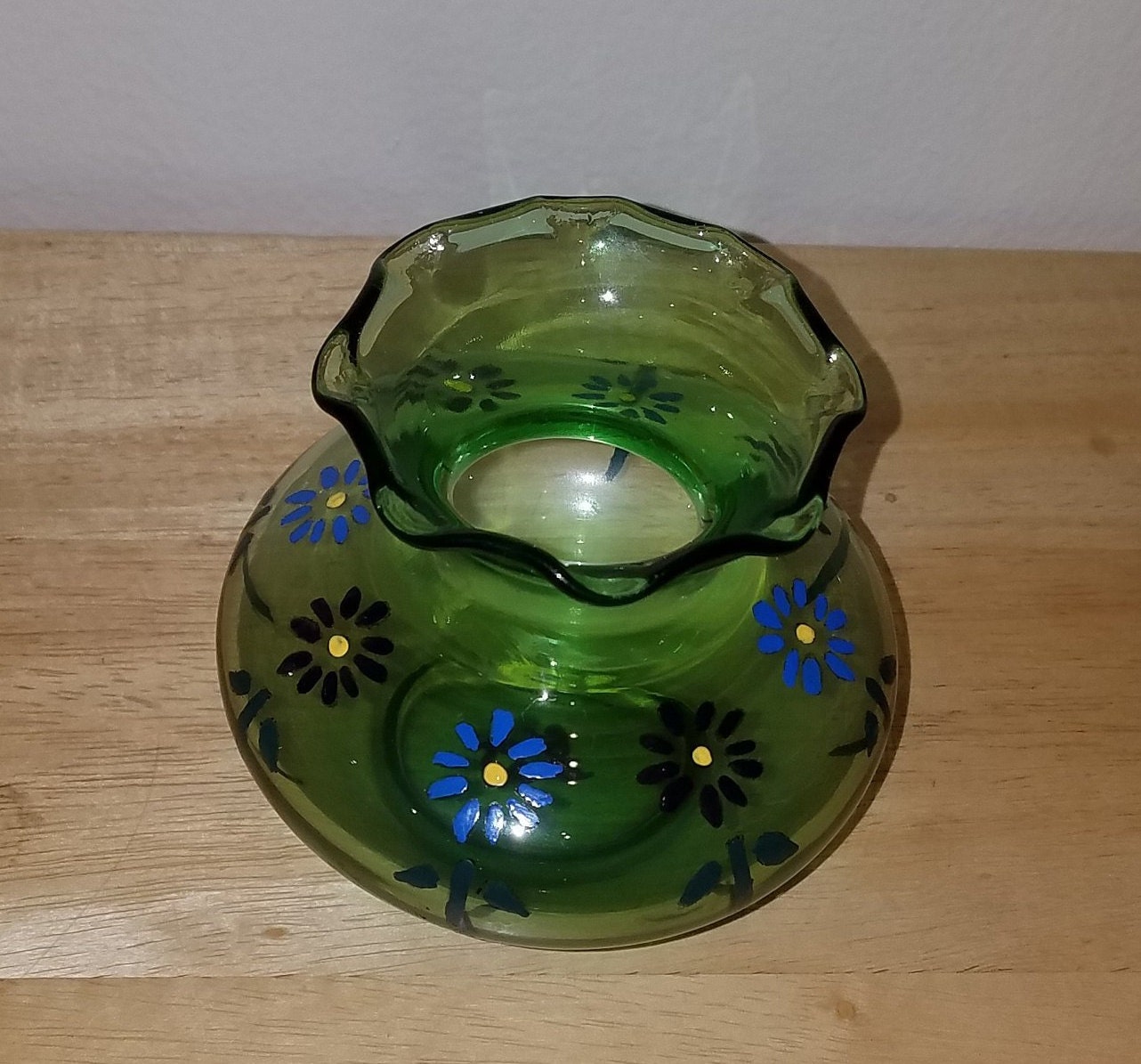 Small Green Vase With Flowers Etsy Norway