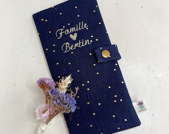 Protège livret de famille *tissu au choix* broderie famille nom coeur