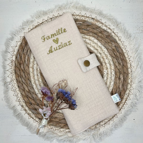 Protège livret de famille *tissu au choix* broderie famille nom coeur, cadeau mariage