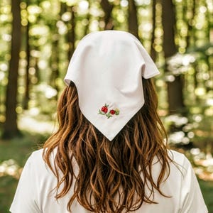 Bandana brodé pour cheveux en lin, foulard triangulaire, cadeau personnalisé pour maman