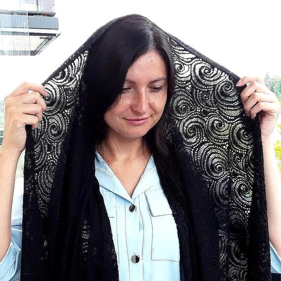 Funeral Mantilla