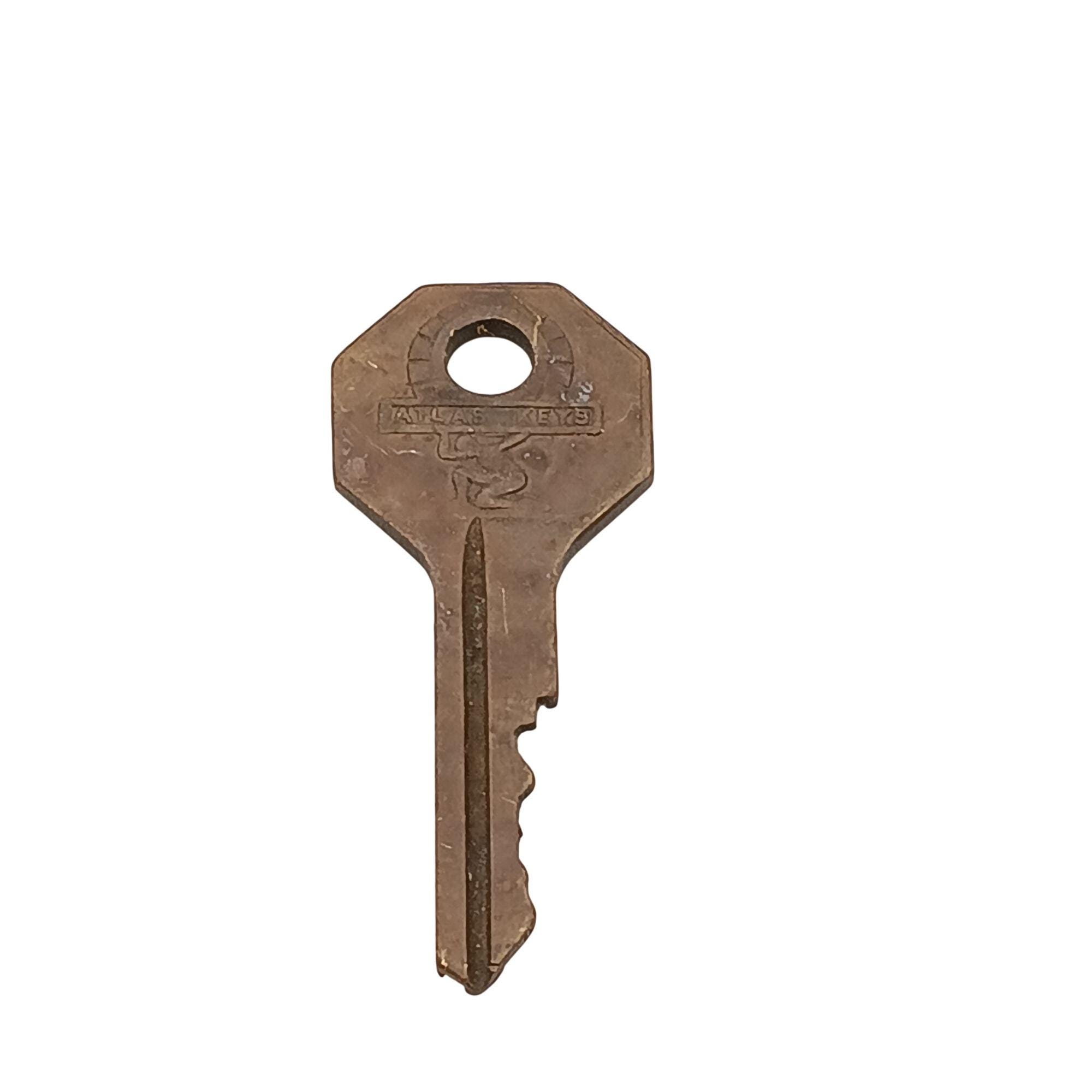 Atlas Keyring - Etsy