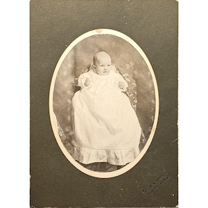 Carte de placard ancienne portrait de bébé Florence Margaret Skinner 5 mois 11,7 livres par Goode Studio Elma Iowa vers début des années 1900