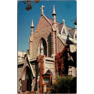 Cartolina d'epoca del 1967 della Chiesa anglicana della Santissima Trinità con messaggio sui Giochi Panamericani