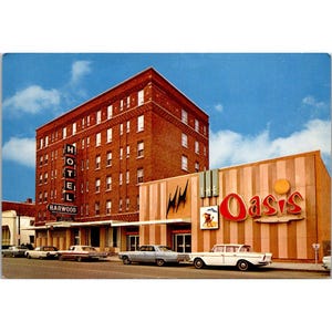 Cartolina d'epoca degli anni '60 dell'Hotel Harwood & The Oasis di Moose Jaw, Saskatchewan