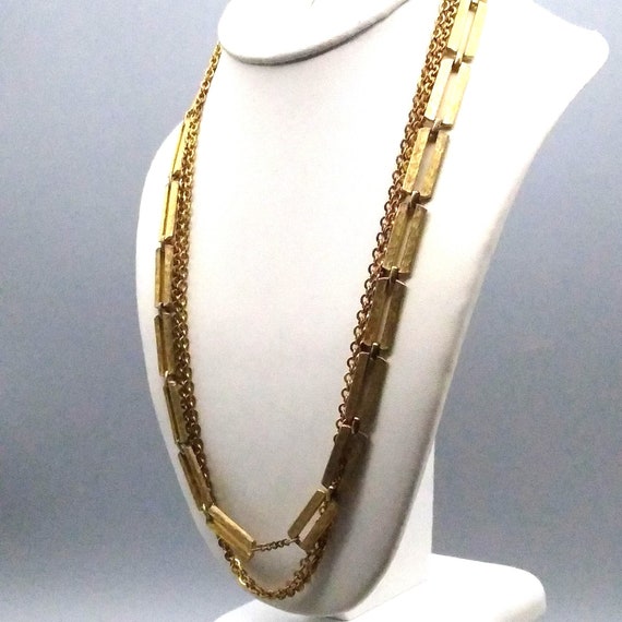 Gorgeous Triple Strand Chain Necklace, Gold Tone … - image 3