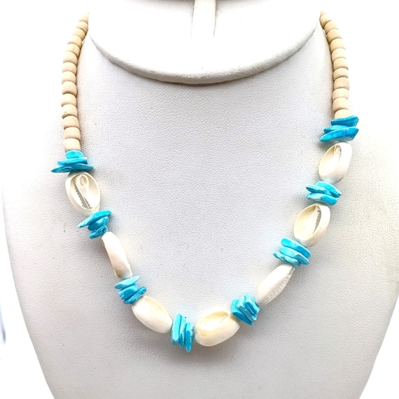 Retro Seashell Choker with White Shell Slices and… - image 1