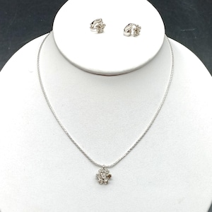 Vintage Avon Snow Sparkle Jewelry Set, Silver-Tone Chain Necklace with Crystal Flower Pendant and Matching Clip On Earrings 1984