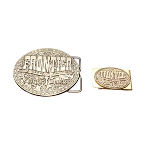 Set di fibbia per cintura e fermasoldi vintage con souvenir del Frontier Hotel di Las Vegas