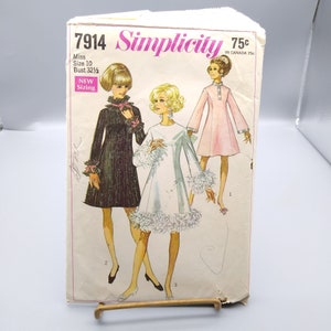 Vintage Sewing PATTERN Simplicity 7914, Misses 1968 A Line Princess Party Dress, Size 10