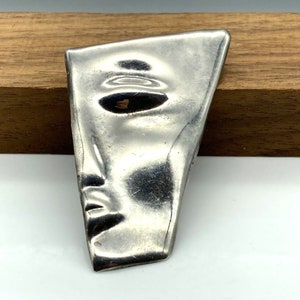 Vintage Taxco 925 Half Face Brooch, Abstract Modernist Sterling Silver Pin, Mexico Artisan TC 01