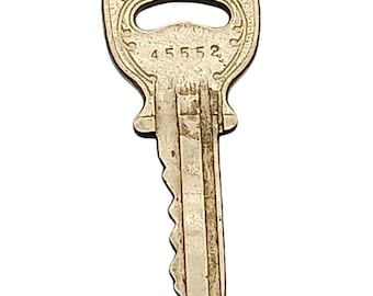 Vintage Huber Schlüssel 45552 mit aufwendigem Design