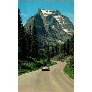 Postal vintage de Chrome Glacier Park, yendo a Sun Mountain Road, Parque Nacional Montana, Plastichrome sin publicar dividido hacia atrás
