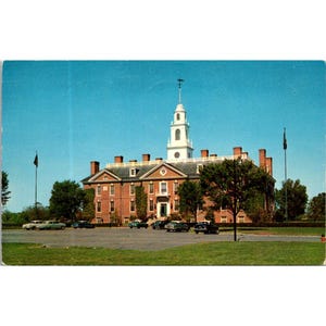 Cartolina d'epoca della New State House di Dover, Delaware Pub. Di Delmar News Co.