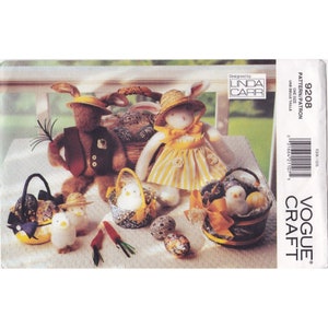 UNCUT Vintage Craft Sewing PATTERN Vogue 9208, Easter Bunnies with Baskets and Gifts, 1995 One Size