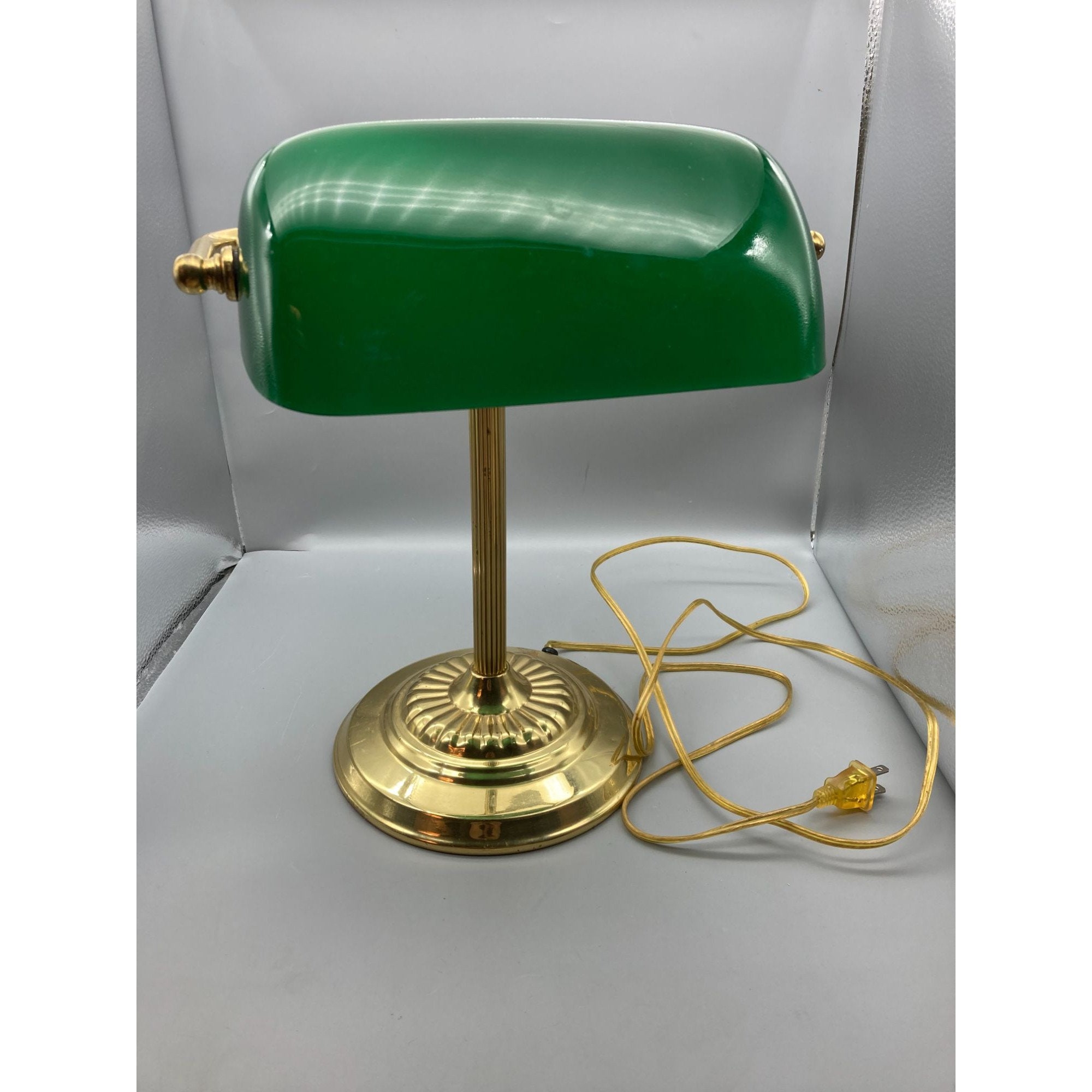 Cordless Banker Desk Lamp,rechargeable Library Desk Lamp,battery Green  Powered Lamp,portable Glass Bedside Desk Lamp 