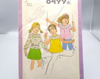 Vintage Sewing PATTERN Simplicity 8499, Girls 1978 Pullover Top, Child Size 5