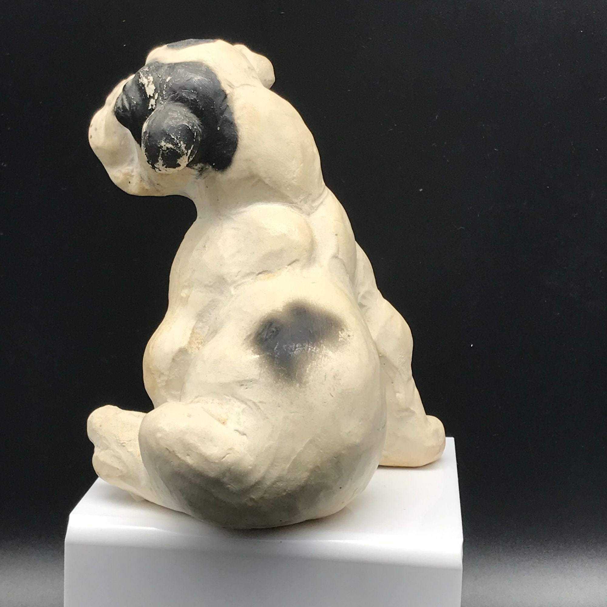 希少 Chalkware Bulldog timeworn clothing 希少 Chalkware Bulldog timeworn clothing Vintage Carnival
