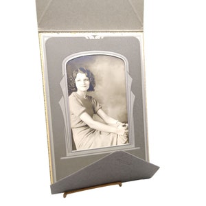 Vintage Portrait Photo in Envelope Cabinet Card, Original Black and White Senior Graduate Young Lady 1920s Brunette with Short Hair