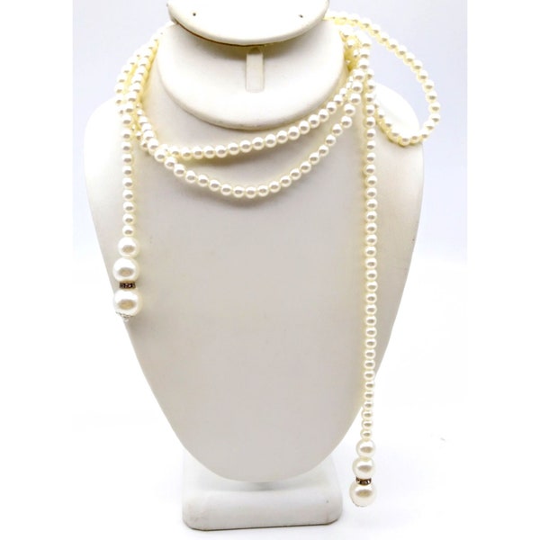 Elegant Pearls Strand Lariat Necklac, White Flapper Classic Sautoir, Classy Vintage Necklace with Filigree Caps and Channel Set Crystals