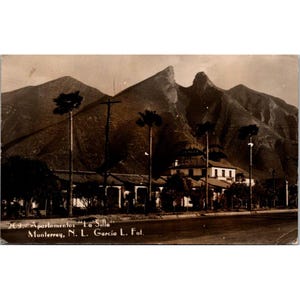 Carte postale mexicaine vintage RPPC Appartements Monterrey La Silla 1946 Photo réelle d'occasion timbres Message manuscrit
