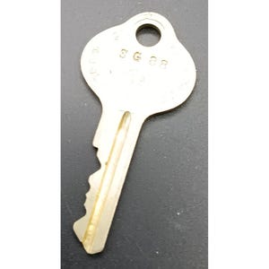 Vintage SG88 Brass Key