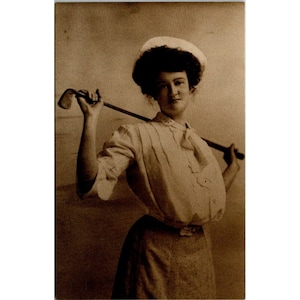 Archiwalna pocztówka ze zdjęciem RPPC Leib, kobieta golfistka 1910 Archiwum obrazów
