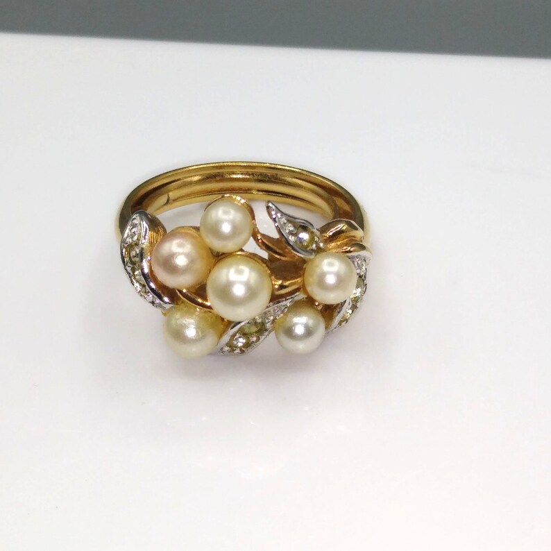 Vintage Avon Ring Pearls and Crystals Flowers and Leaves - Etsy