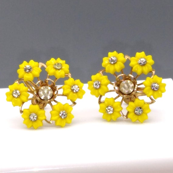Cheery Yellow Plastic Flower Bouquet Earrings, Vi… - image 2
