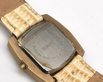 Vintage Gold Tone Japan Movement Watch Leather Band New Battery FSC:33822-1/F Vintage Gold Tone Japan Movement Watch Leather Band New  main image 3