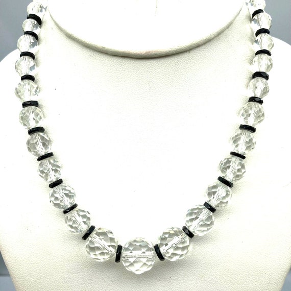 Vintage Faceted Crystal Graduated Necklace, Art D… - image 3