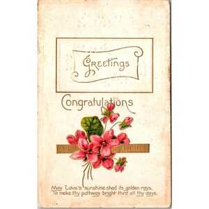 Ancienne carte postale de 1910 salutations et félicitations, motif floral en relief vintage éphémères série M