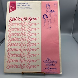 UNCUT Vintage Sewing PATTERN Stretch and Sew 250 by Ann Person, Ladies 1974 Tab Front Top with Cap Sleeves, Size 28-44