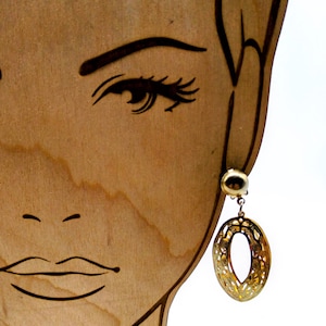 Vintage Filigree Basket Dangle Earrings with Oval Drop, Gold Tone Clip On