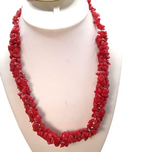 Vintage Coral Cluster Necklace, Bright Red Chips on Bib Strand
