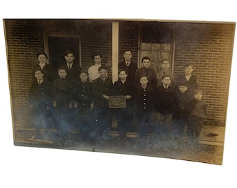 Antique Gelatin Silver Print Photo Postcard, Locust Grove School 1914 Pennsylvania with 2 Students Identified Billitt