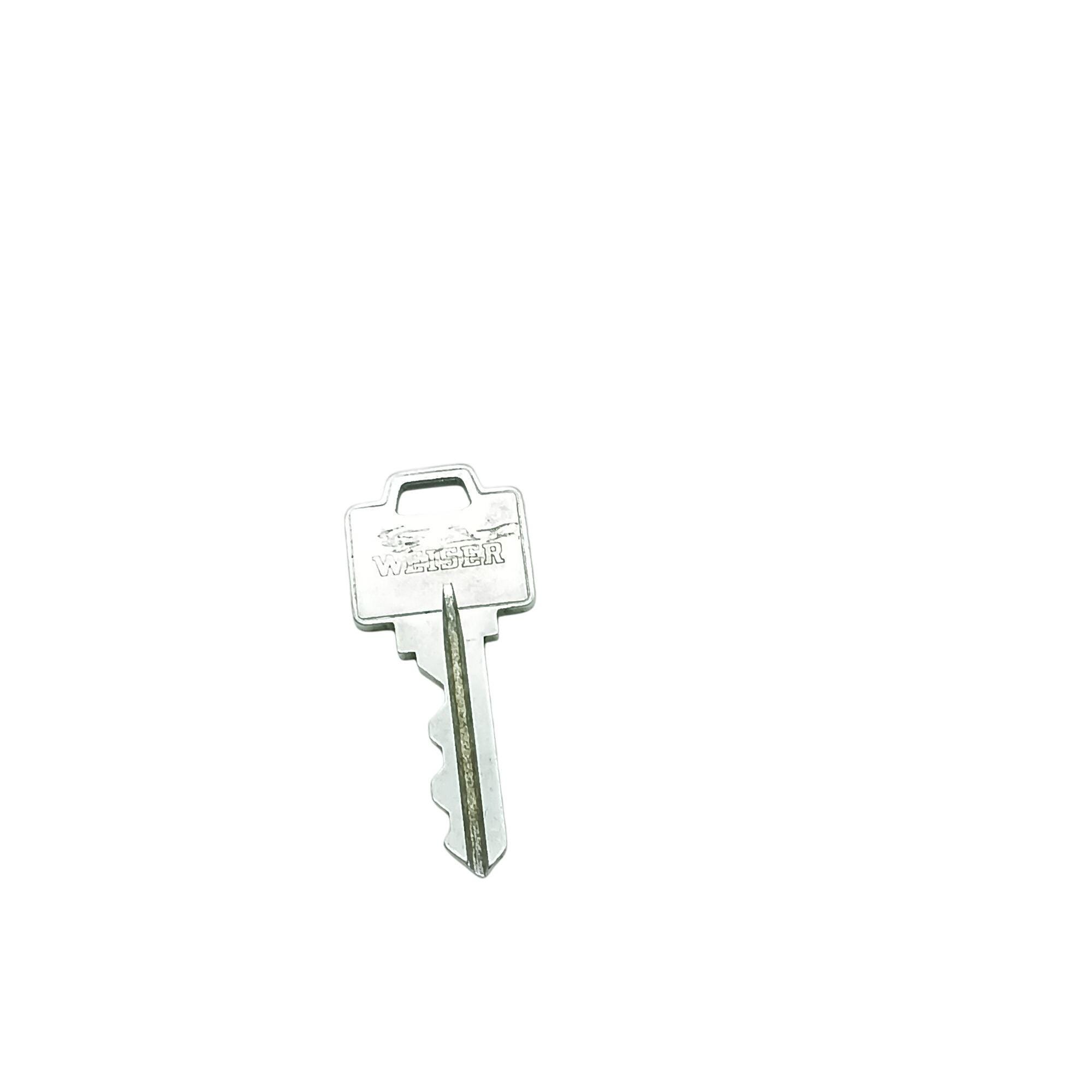 Vintage Weiser Aluminum Key E61404