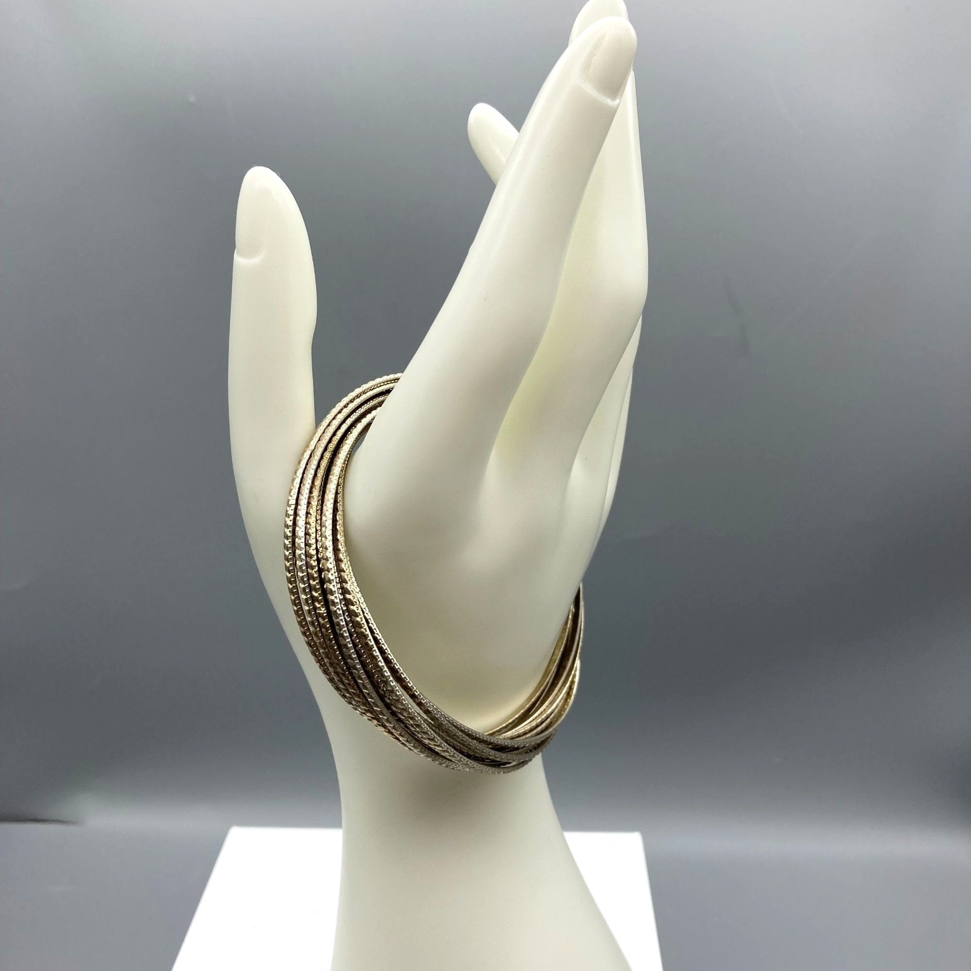 Glitter Enamel Stripe Twist Bangle in 14K Gold | Peoples