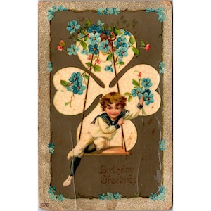 Cartão postal vintage de aniversário de 1910 com balanço infantil e floral
