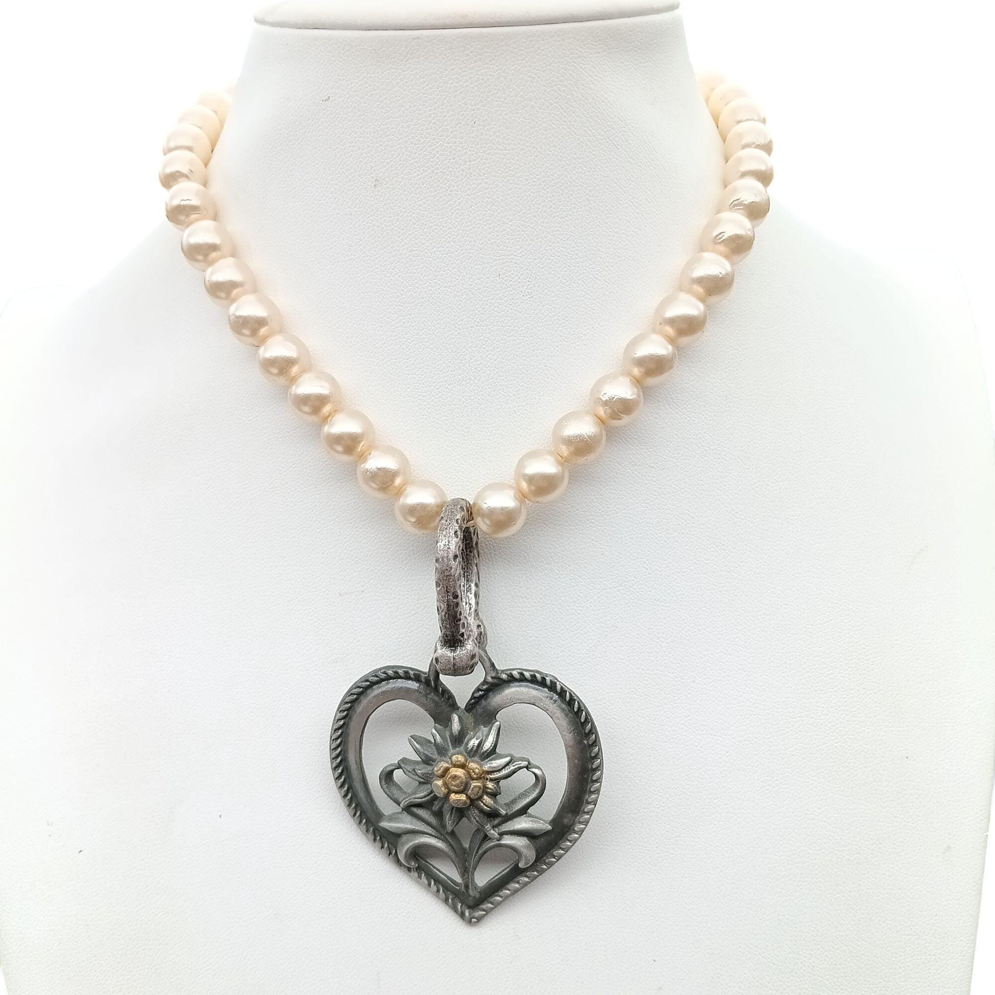 Vintage Edelweiss Necklace - Etsy