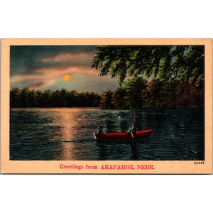 Cartolina d'epoca "Saluti da Arapahoe Nebr." con scena in canoa