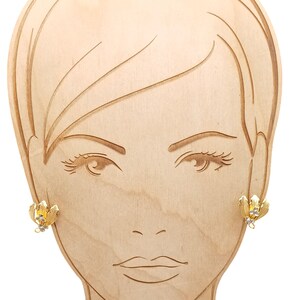 Vintage Gold Tone Leaf Clip-On Earrings with Rhinestones