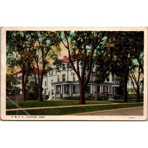 millésime 1912 Y.W.C.A. Carte postale Clinton Iowa avec message manuscrit et timbre de 2 cents