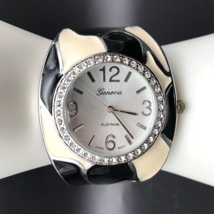 Vintage Geneva Platinum Watch 6964 Cow Cuff Bracelet Clear Crystal Sparkle New Battery