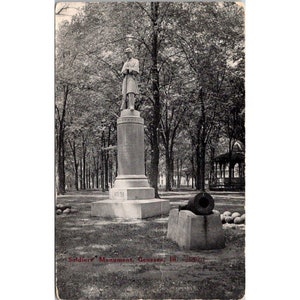 Carte postale vintage Illinois RPPC, Soldiers Monument Geneseo, Childs Chicago Divided Back Unposted Civil War