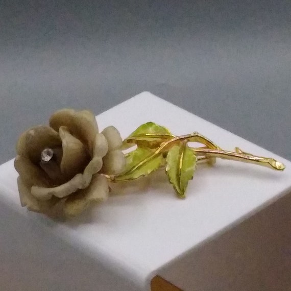 Vintage Resin Rose Bloom Brooch, Taupe Flower wit… - image 2