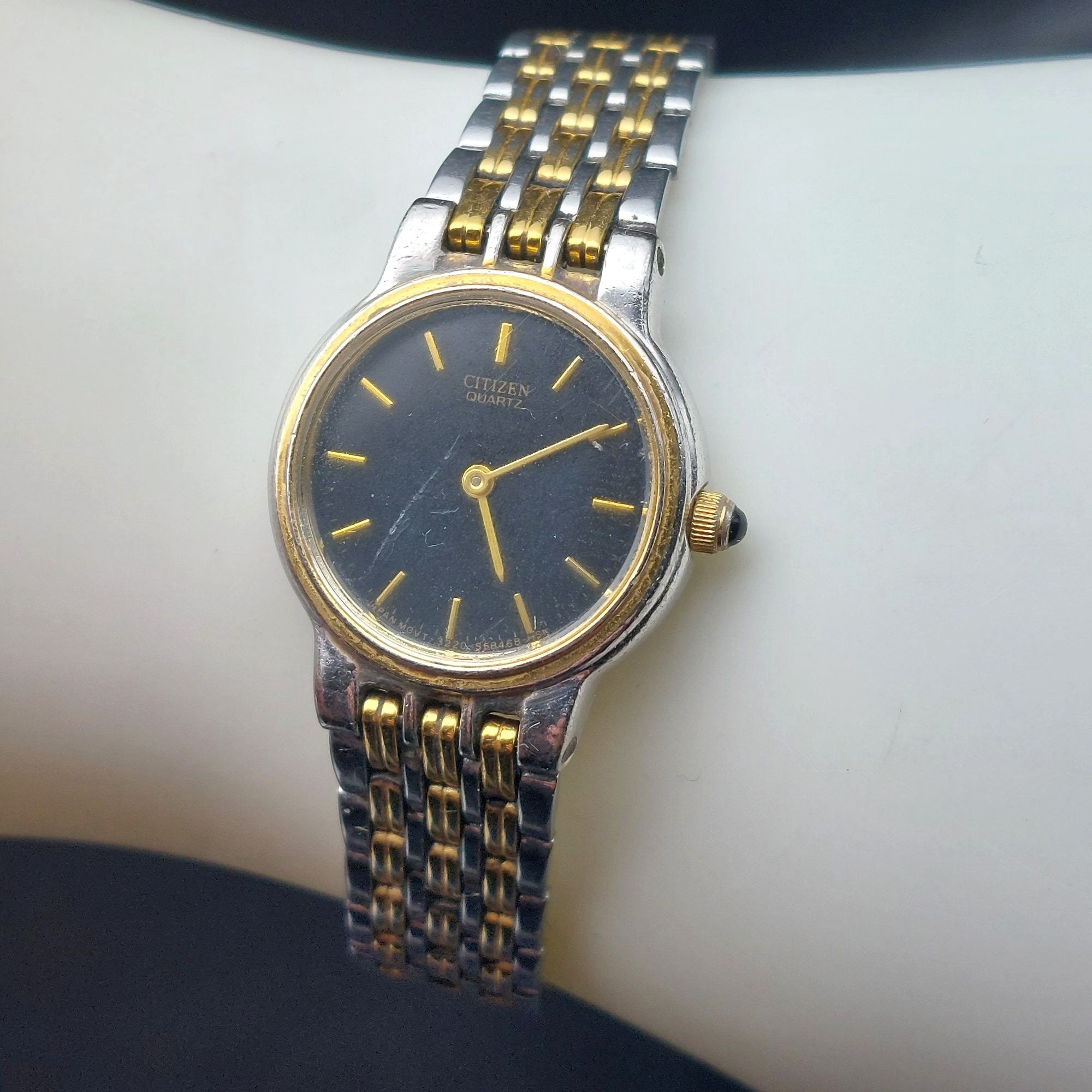 Vintage Citizen Quartz Watch Women Black Dial Day Date Silver Tone w New Battery Vintage CITIZEN Quartz CQ Watch Day/Date ALL Two-Tone S.S.  main image 2