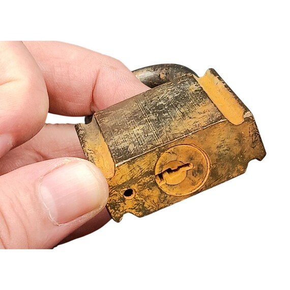 ELGIN 南京錠 鍵付き ヴィンテージ エルジン ヴィンテージ南京錠（錆びた緑青付き、鍵なし） - Etsy 日本
